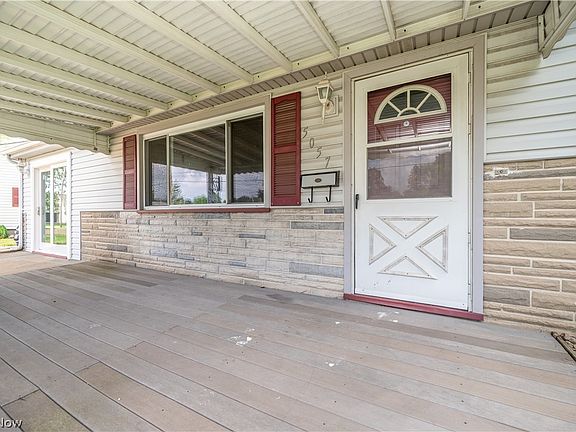 3rd image of 5057 Tam O Shanter Dr