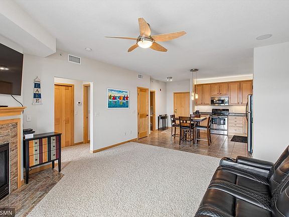 5th image of 1215 N Lakeshore Dr Unit 307
