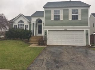 941 Aberdeen Ct, Elgin, IL