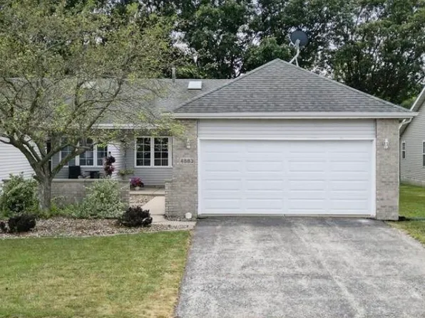 4883 W 93rd Ter, Crown Point, IN 46307