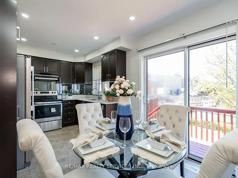 85 Williamson Dr — Photo 17