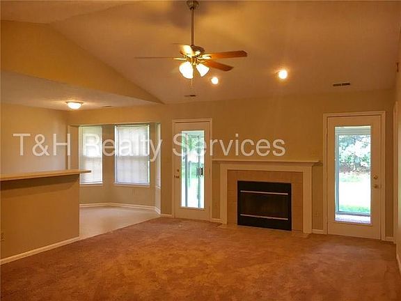 4th image of 1530 Park Vista Ct
