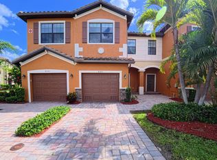 8103 Summerfield St, Fort Myers, FL 33919