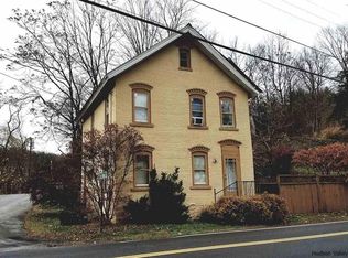 1035 Creek Locks Rd, Rosendale, NY 12472