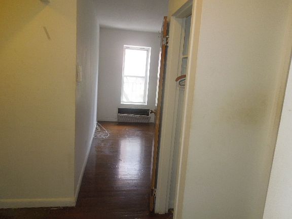 4th image of 1670 3rd Ave APT 3D