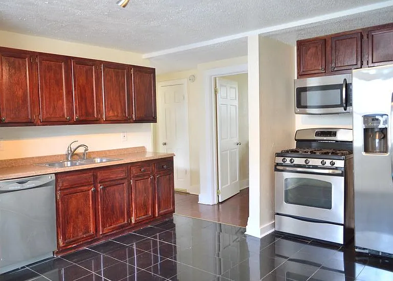 316 Westcott St #1 — Photo 5