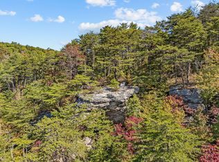 926 Montlake Rd, Soddy Daisy, TN 37379