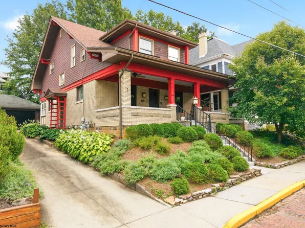 229 Morris St, Morgantown, WV 26501