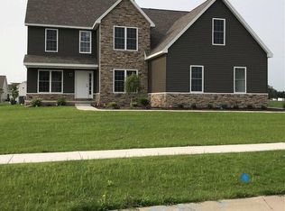4736 N Teal Ln, Oregon, OH 43616