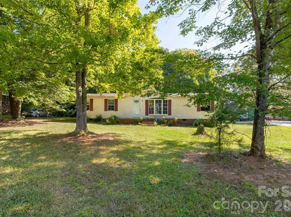 1201 Shiloh Dr, Lancaster, SC 29720