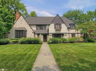 154 Cloverly Rd, Grosse Pointe Farms, MI 48236