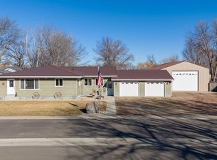 504 E 2nd St, Plankinton, SD 57368