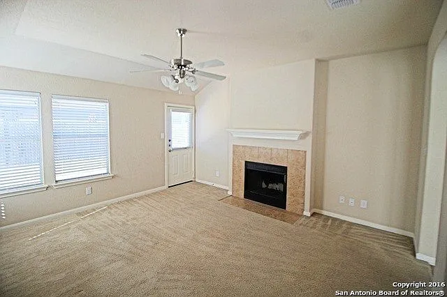 9135 Mare Hunt — Photo 8