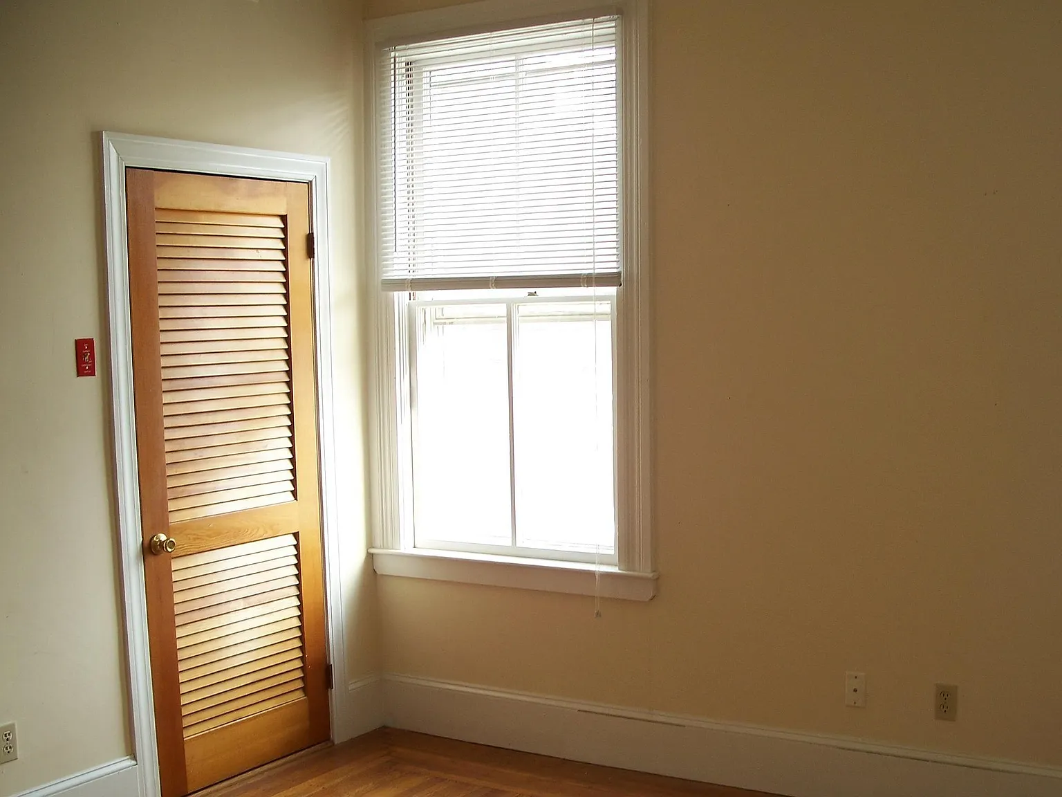 1 bed, 750 sqft, $2,100 — Photo 2