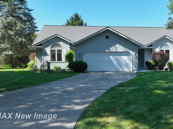28 Deer Trl, Saginaw, MI 48638