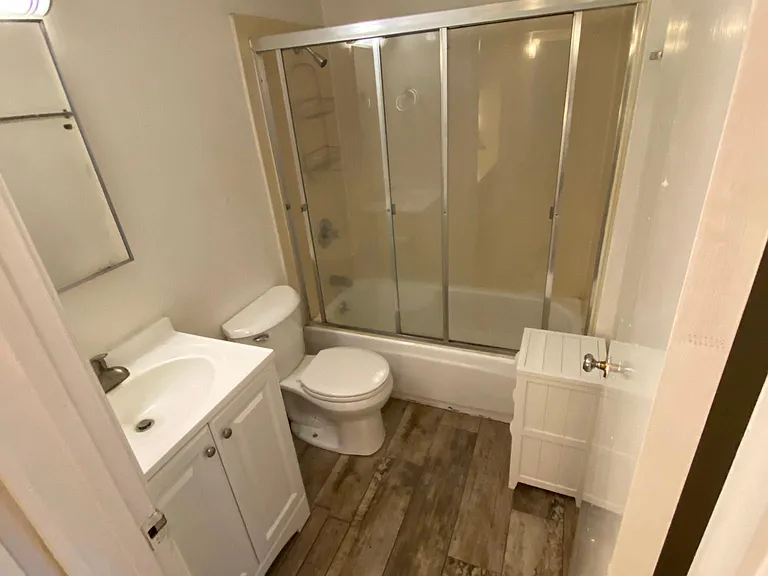 2533 Hillegass Ave #105 — Photo 15
