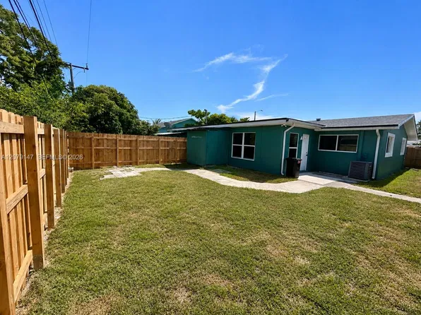 (undisclosed Address), Hollywood, FL 33025