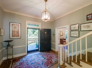 919 Scenic Hwy, Lookout Mountain, TN 37350