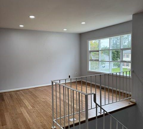 4th image of 14358 Springbrook Ct