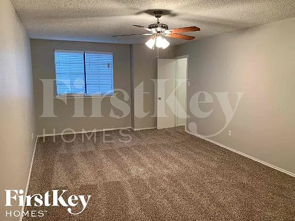 15511 Evergreen Grove Dr — Photo 21