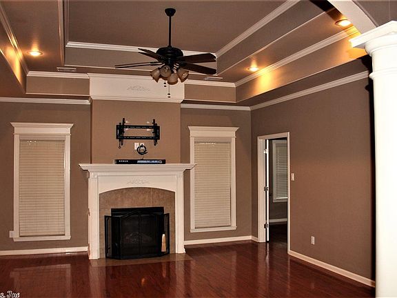 5th image of 500 Grant Dr