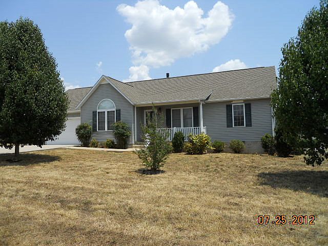 1st image of 466 Clearwater Sq