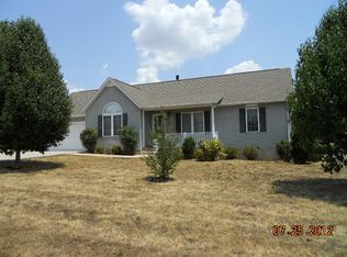 466 Clearwater Sq, Sparta, TN 38583