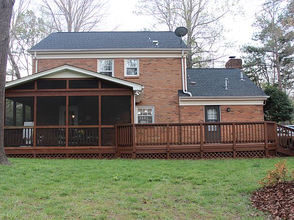 3rd image of 9521 Hinson Dr