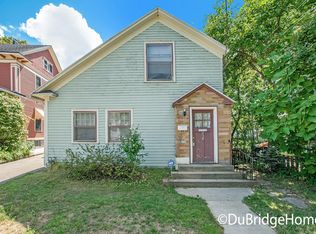 738 Lake Dr SE, Grand Rapids, MI 49503