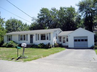 6 Huckleberry Ln, Hampton, NH 03842