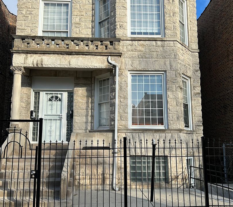 1st image of 1517 S Central Park Ave