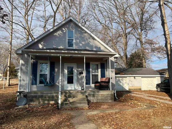 232 N Harrison St, Centralia, IL 62801