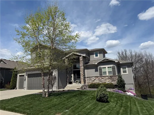 804 Old Hickory Rd, Greenwood, MO 64034