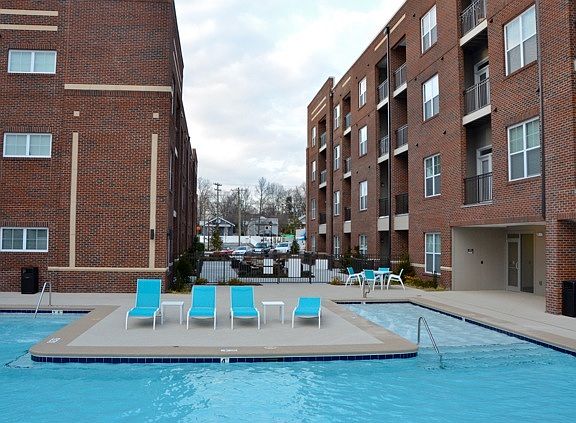 2nd image of 410 W Smith St APT 1H