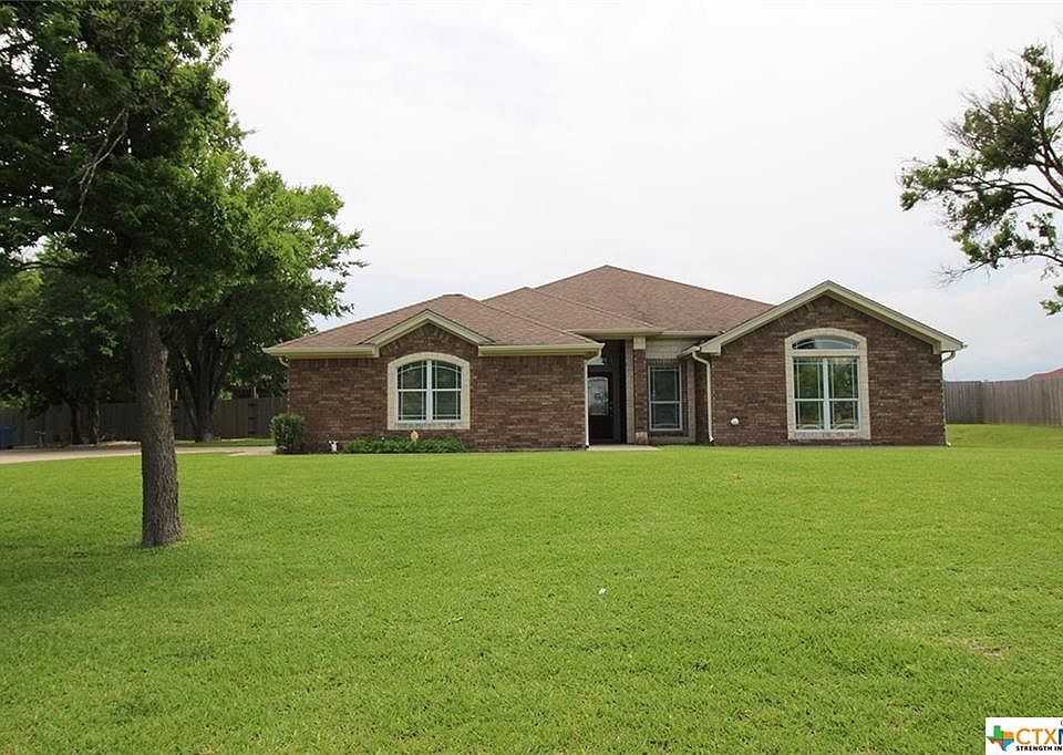 1st image of 210 Coleton Dr