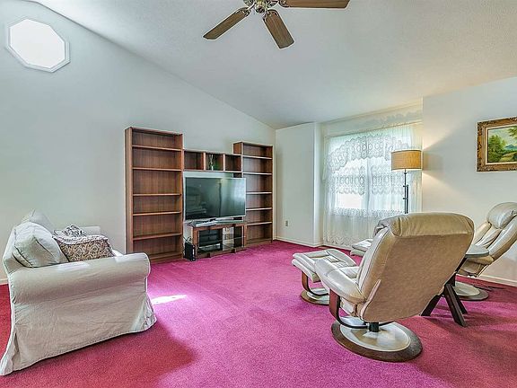 4th image of 4326 Cross Creek Dr