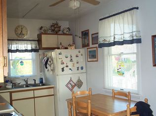 10 Elizabeth Rd UNIT 4, Narragansett, RI 02882