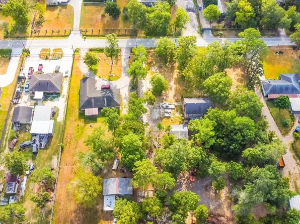 625 W Brentwood Street, Channelview, TX 77530