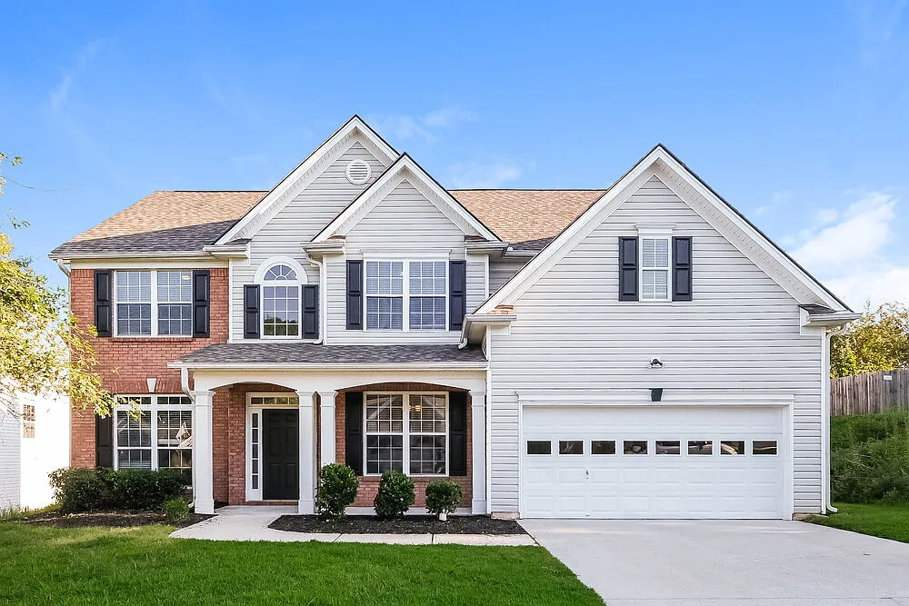 5 bed, 4.0 bath, 2857 sqft, $2,930 — Photo 1