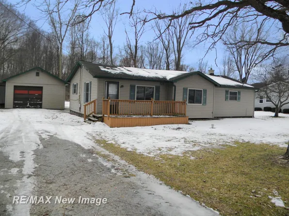 1104 E Burt Rd, Burt, MI 48417