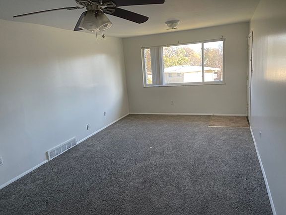 5th image of 10235 Chaucer Ave APT 4