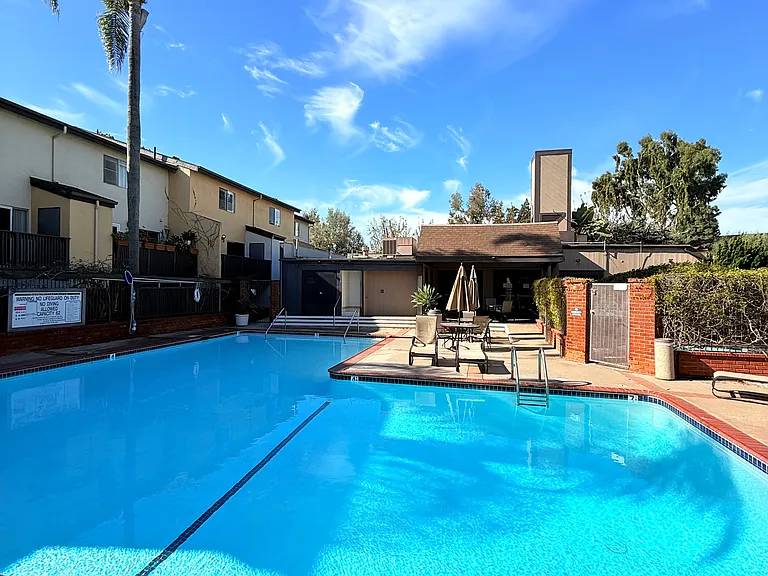 7980 Mission Center Ct #E — Photo 11