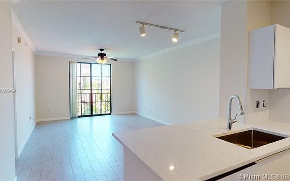 2nd image of 720 S Sapodilla Ave APT 200