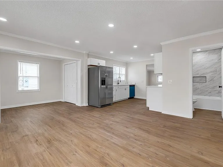 2060 Baker Rd NW — Photo 6
