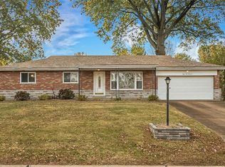 5900 La Jara Dr, Saint Louis, MO