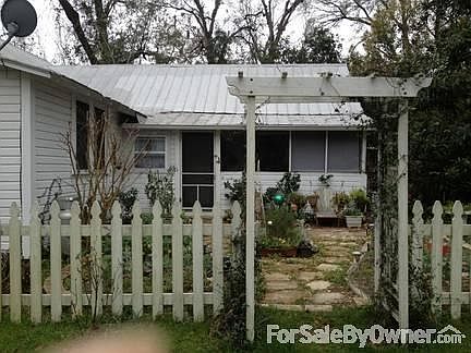 2nd image of 18682 NW 235th St