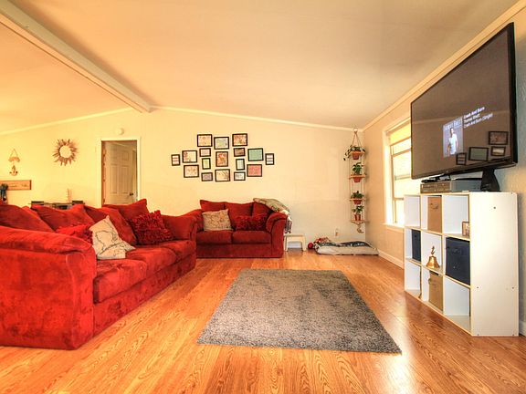5th image of 4141 NW Howard Dr