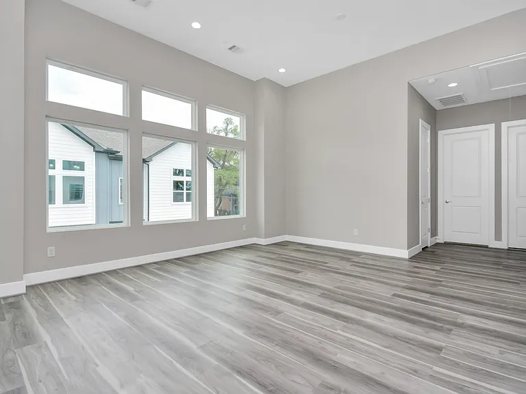 2903 Sherwood Green Ln — Photo 22