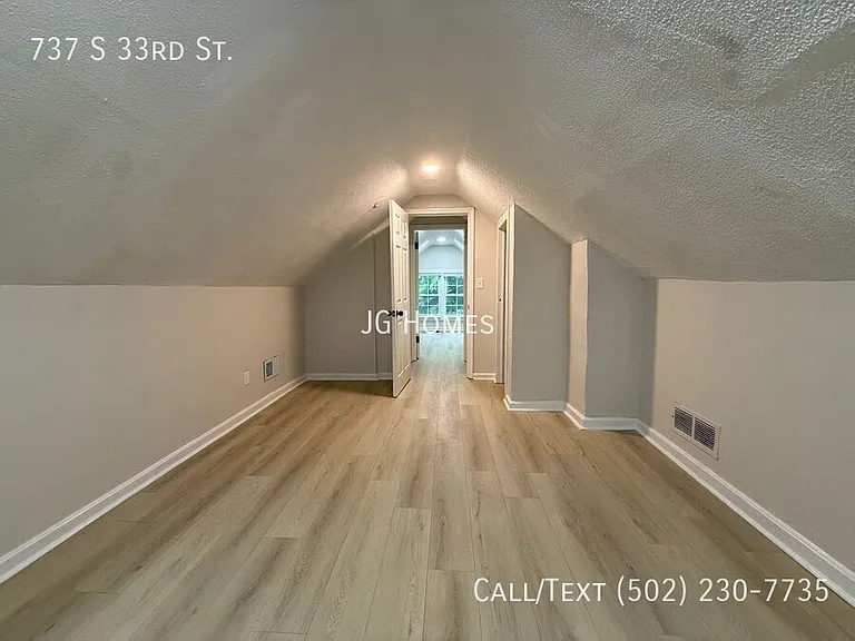 737 S 33rd St — Photo 18