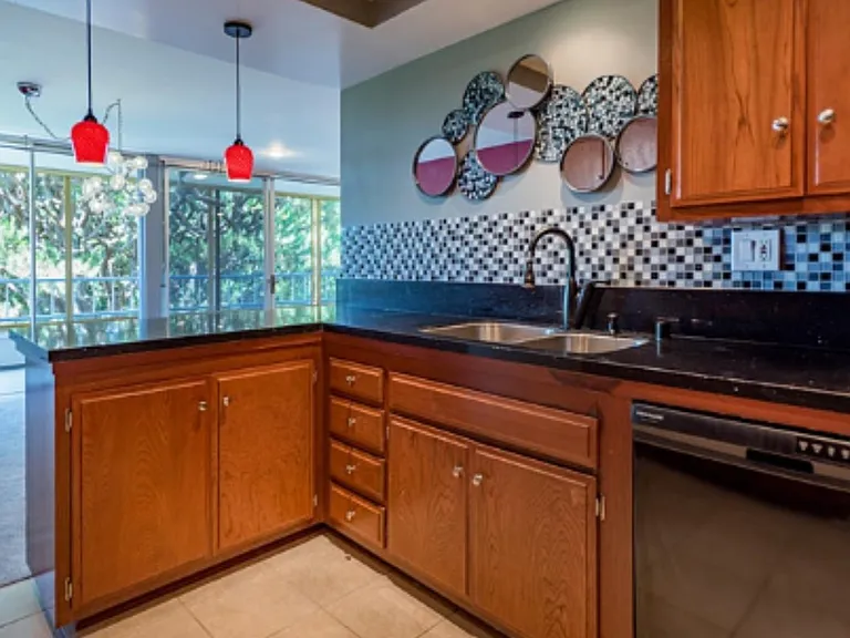 32735 Seagate Dr — Photo 12